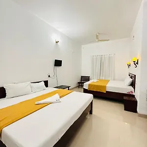 pkn-homestay-kumily.kerala-hotels.net/